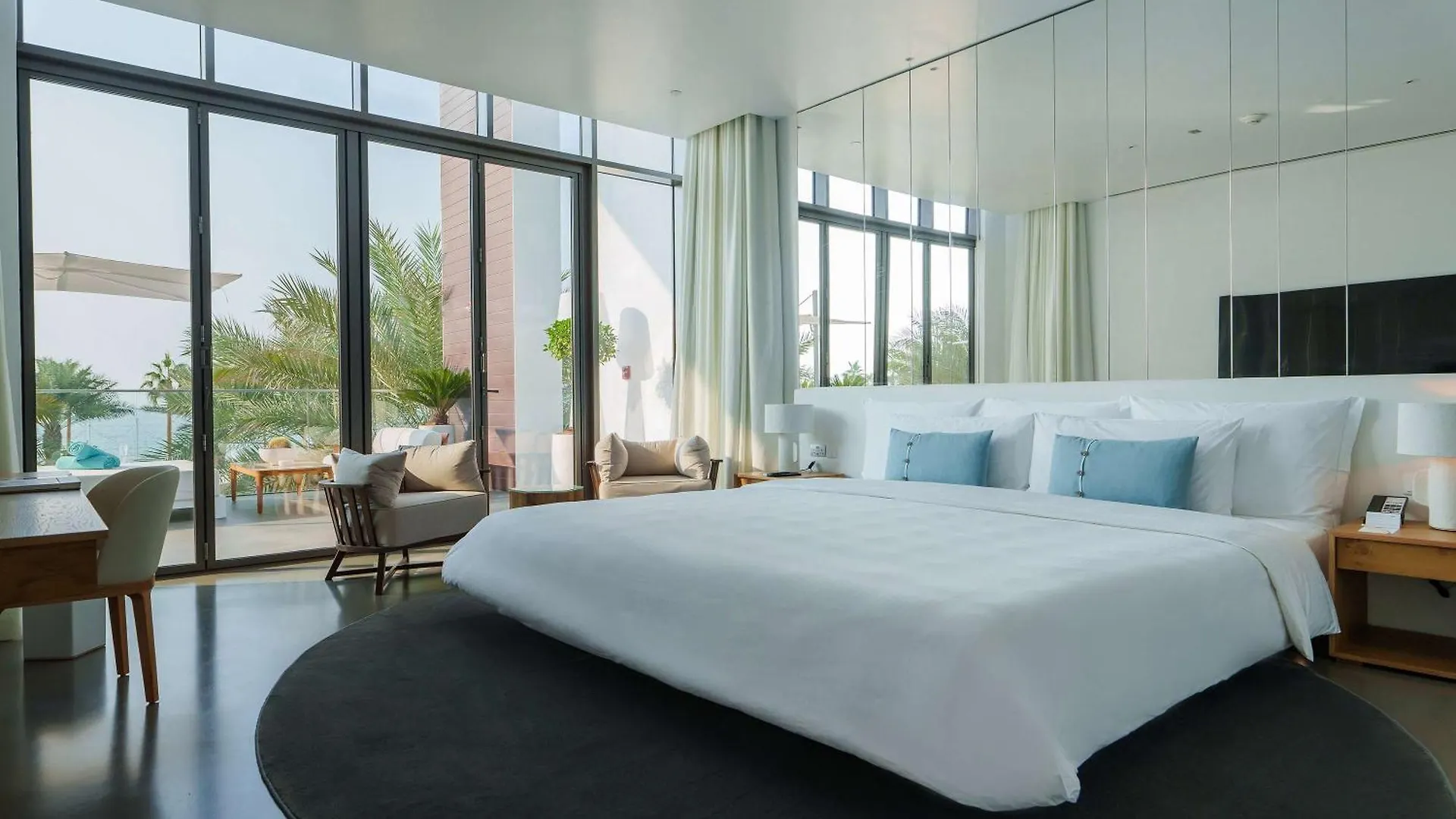 Nikki Beach Resort & Spa Dubaj 5*,  Zjednoczone Emiraty Arabskie